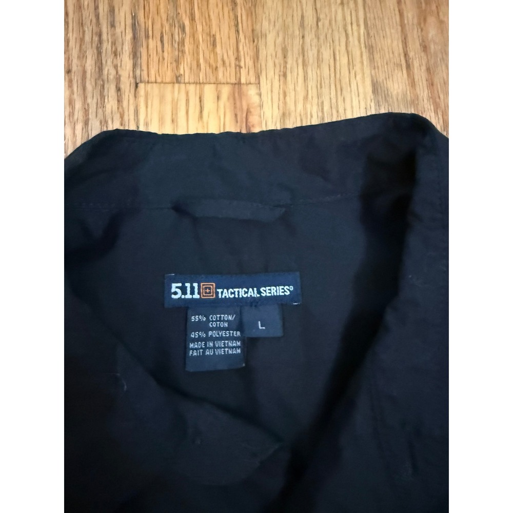 5.11 Tactical Series Mens L Button Down Black Concealed Carry Gun Covert